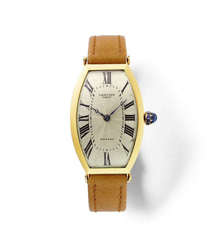 Tonneau wristwatch